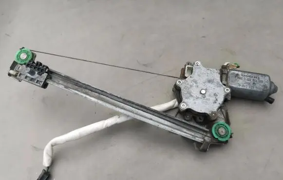 Audi 80 90 S2 B4 Sliding door window regulator with motor 893839398A 893959802C 680185012000