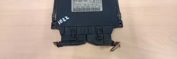 Mercedes-Benz E W211 Parking PDC control unit/module A0255457132 0263004025