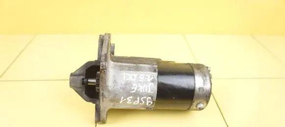 Nissan Juke I F15 Starter motor 9SP31