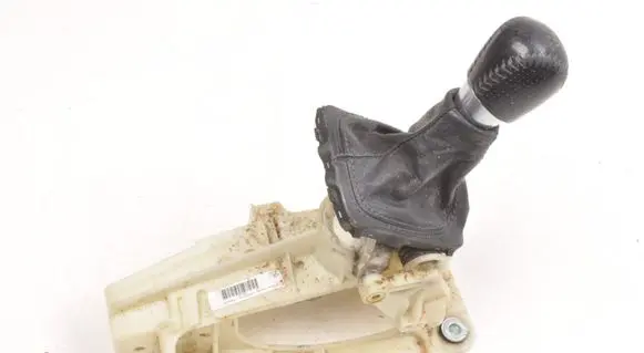 Volvo S60 Gear shifter/selector 31284344