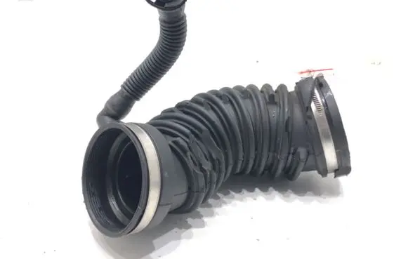 Skoda Superb B8 (3V) Air intake hose/pipe 3Q0129656J