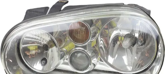 Volkswagen Golf IV Headlight/headlamp 1J1941017K 89307375