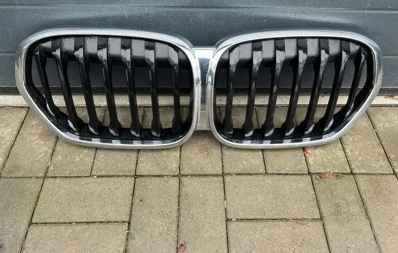 BMW X1 E84 Front grill