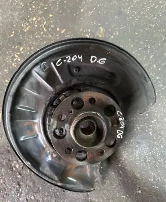 Mercedes-Benz C W204 Rear wheel hub