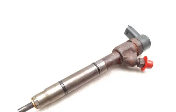 Fuel injector