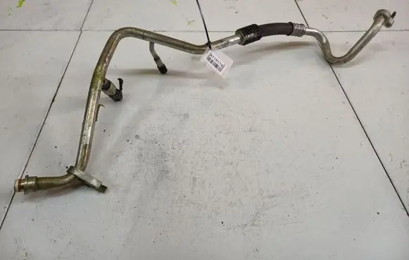 Ford Focus Air conditioning (A/C) pipe/hose 