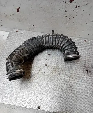 Renault Trafic II (X83) Intercooler hose/pipe