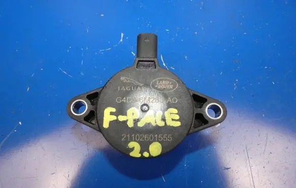 Jaguar F-Pace Camshaft vanos timing valve G4D36M280AD 21102601555