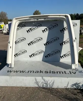Volkswagen Crafter Rear arch 