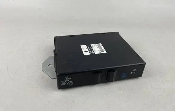 Subaru Outback Engine control unit/module 22611AN210