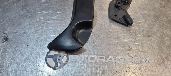 BMW 5 E39 Engine bonnet (hood) release handle 8226621 11970213