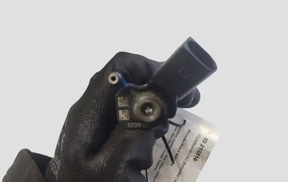 Mercedes-Benz E W213 Fuel injector A6540700187