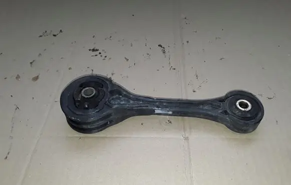 Subaru Outback Engine mount bracket 1F514001