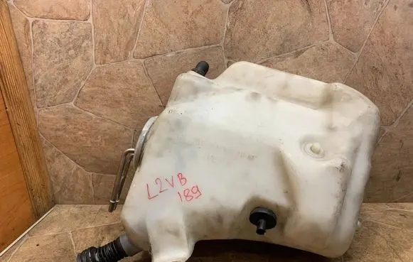 Mercedes-Benz SL R230 Windshield washer fluid reservoir/tank A2308690020
