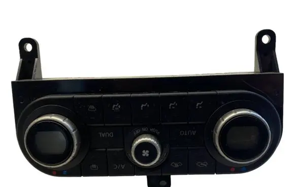 Nissan Qashqai Climate control unit 27500JD40D A02000A7703001