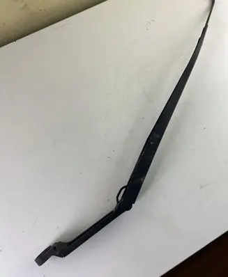 Hyundai Tucson JM Front wiper blade arm