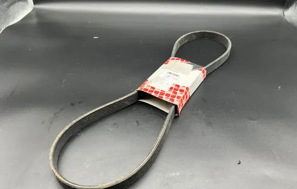 Volkswagen Golf IV Alternator belt 06A260849C 06A260849E 06A260849A