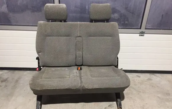 Volkswagen Transporter - Caravelle T4 Second row seats 