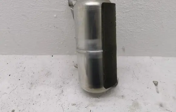 Audi Q7 4L Vacuum air tank 