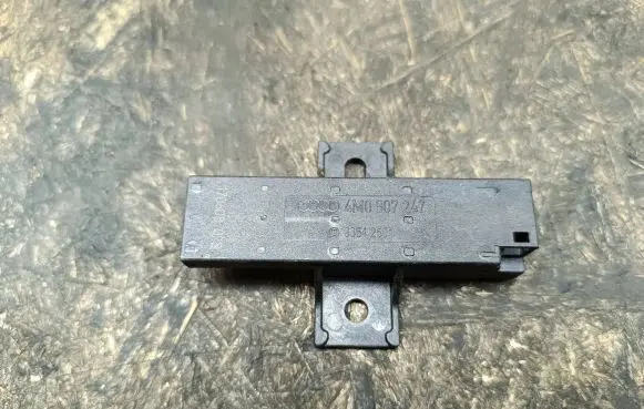 Keyless (KESSY) go control unit/module