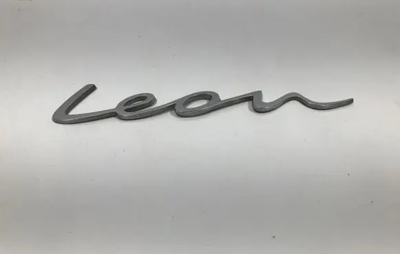 Seat Leon IV Manufacturers badge/model letters 