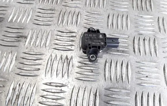 Audi A4 S4 B7 8E 8H Airbag deployment crash/impact sensor 8P0955557