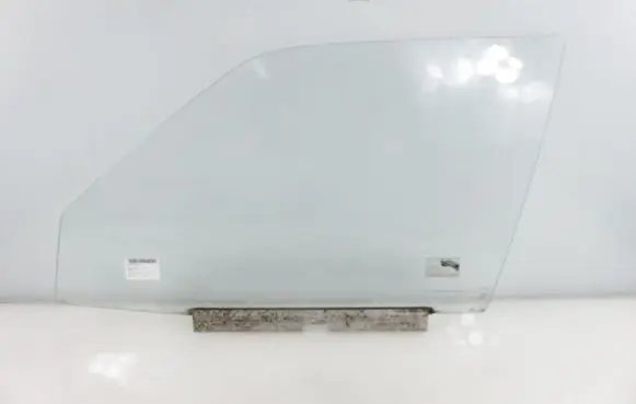 Mercedes-Benz E W124 Front door window glass four-door 