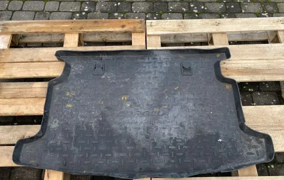 Toyota Corolla E120 E130 Rubber trunk/boot mat liner 