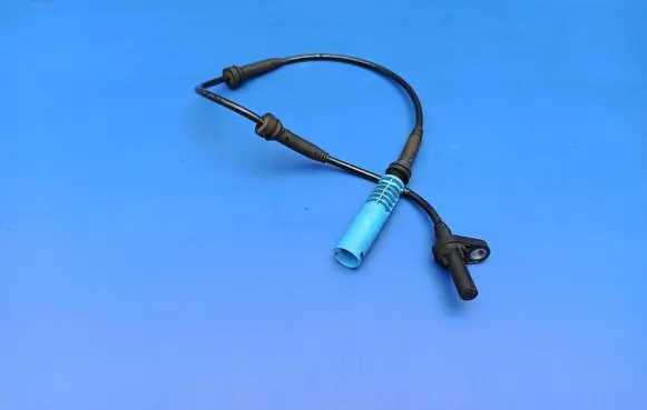 BMW 6 E63 E64 ABS brake wheel speed sensor 10174902 9087059