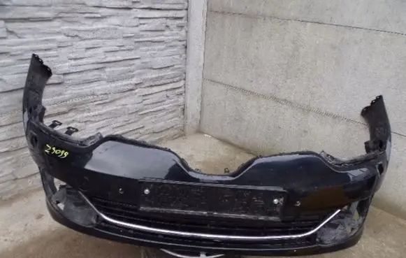 Renault Megane III Front bumper