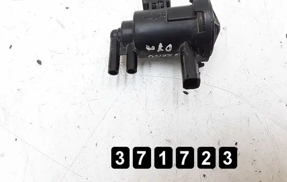 Jeep Cherokee Turbo solenoid valve 5.7 P 04669940