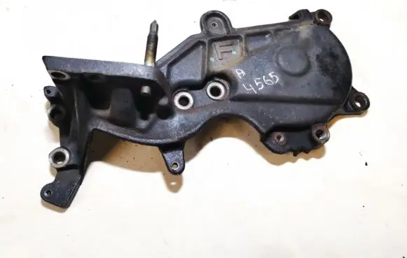 Toyota RAV 4 (XA20) Engine mounting bracket