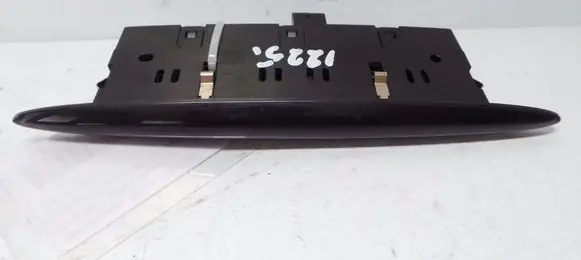 Mercedes-Benz A W169 Parking PDC sensor display screen A0015423723