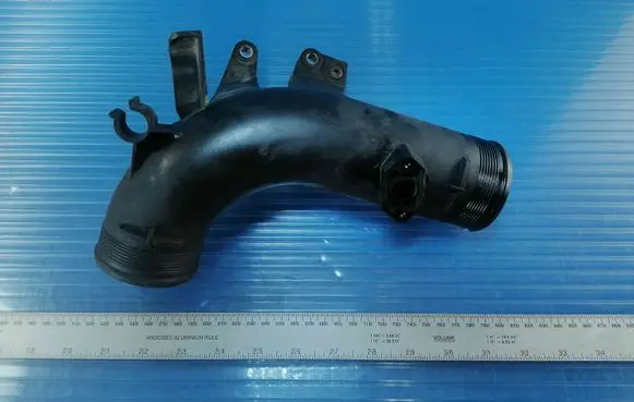 Volkswagen Crafter Intercooler hose/pipe 2E0145762A