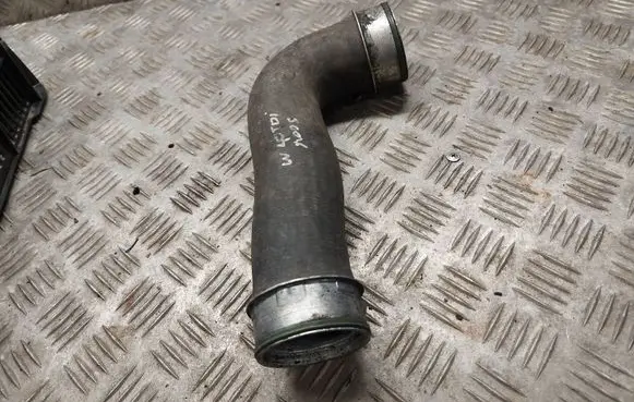 Volkswagen Jetta V Intercooler hose/pipe 1K0145834L