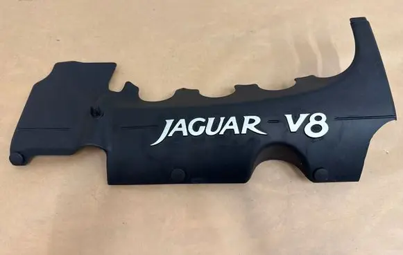 Jaguar XK8 - XKR Engine cover (trim) NJA3920CC