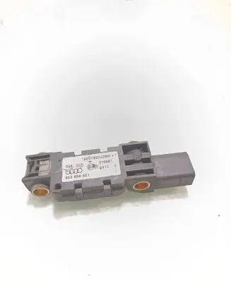 Audi A4 S4 B6 8E 8H Airbag deployment crash/impact sensor 8E0959651 023130EUZMH