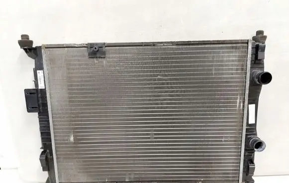 Nissan Qashqai Coolant radiator