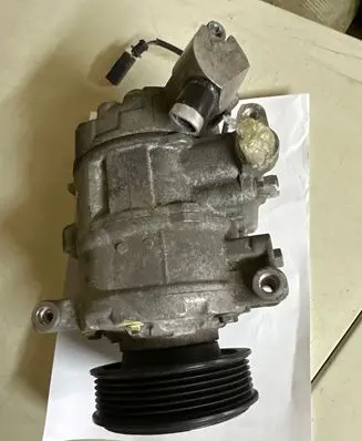 Audi A4 S4 B8 8K Air conditioning (A/C) compressor (pump) 4E0260805AK