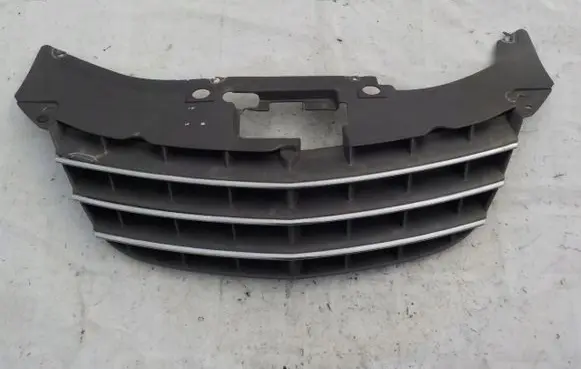 Chrysler Sebring (ST-22 - JR) Front bumper upper radiator grill OYW36TRAB31726Y