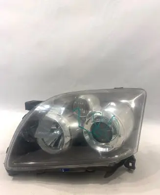 Toyota Avensis T250 Headlight/headlamp 8596724010 3900078496