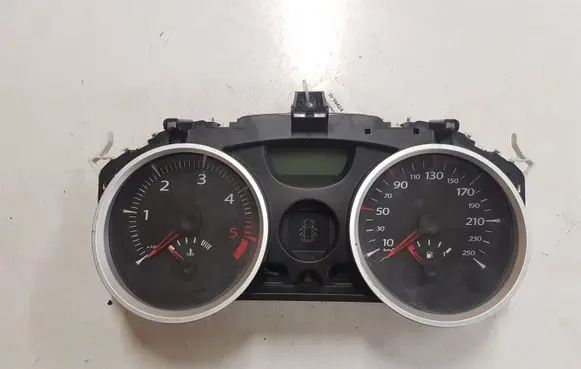 Renault Megane II Speedometer (instrument cluster) 8200720321