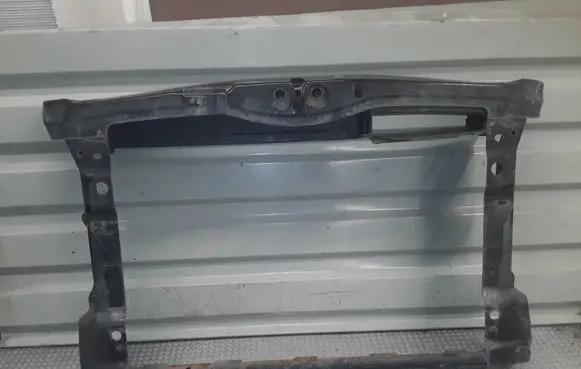 Skoda Octavia Mk2 (1Z) Radiator support slam panel 
