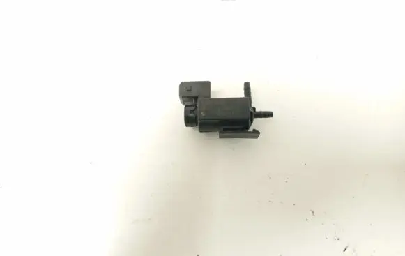 BMW 5 GT F07 Turbo solenoid valve 7810831
