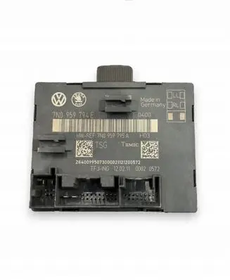 Seat Alhambra (Mk2) Door control unit/module 7N0959795A