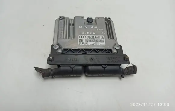 Audi Q3 8U Engine control unit/module 03L906018CN 03L906018ES