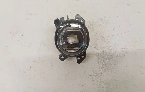 Mercedes-Benz C W204 Front fog light A2518200856