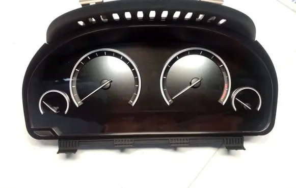 BMW 7 F01 F02 F03 F04 Speedometer (instrument cluster) 9220803 62109220803 62109220804