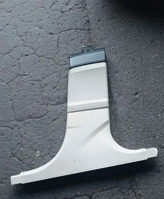 BMW 6 F06 Gran coupe (B) pillar trim (bottom) 105079513C