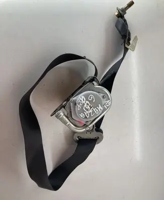 Mazda 6 Front seatbelt